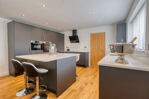 Kitchen- click for photo gallery